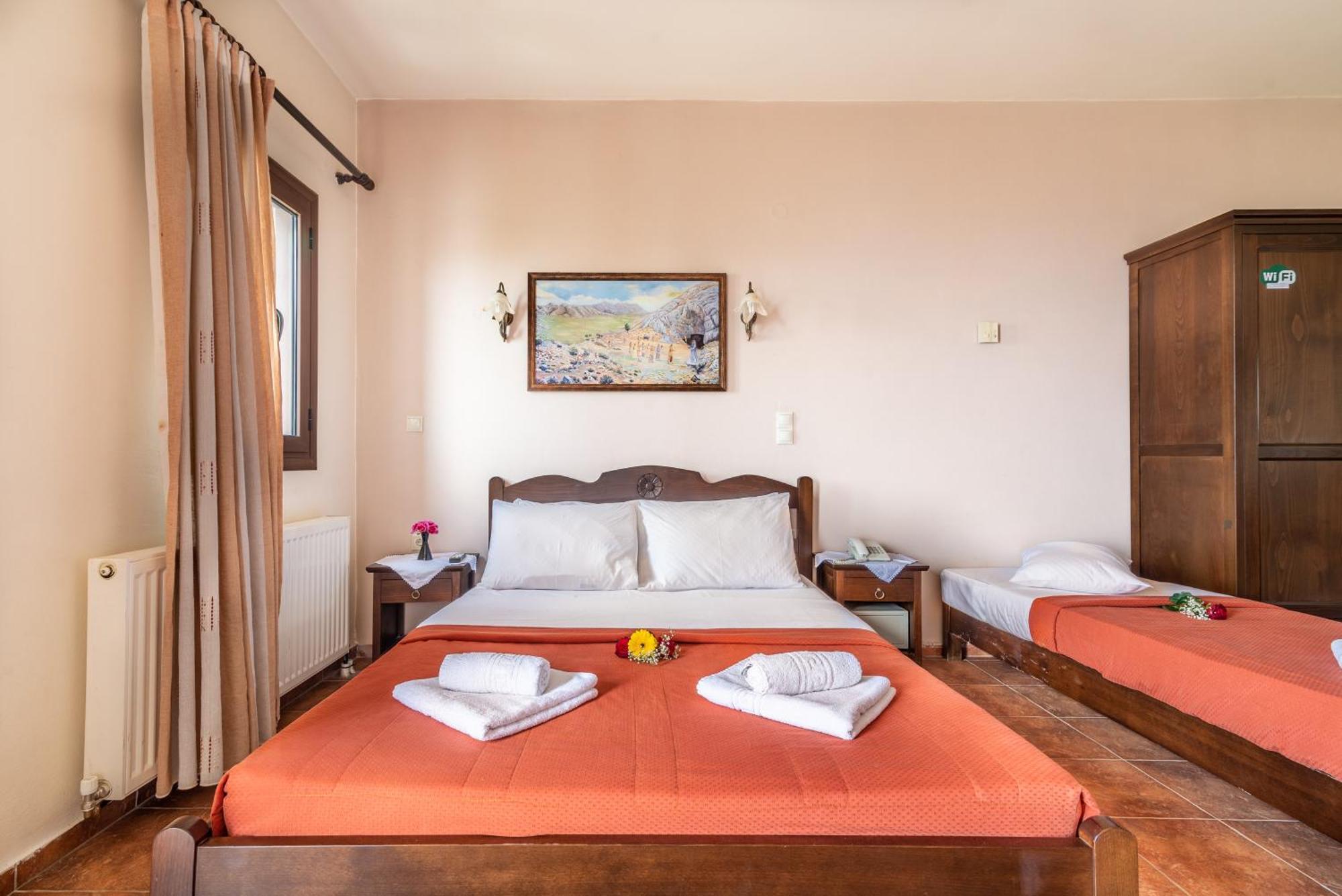 Hotel Marina Anogia エクステリア 写真